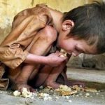 Enfant pauvre en Inde