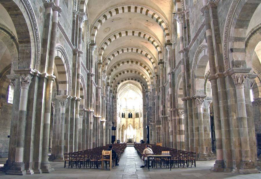 Intérieur de la basilique de Vézelay