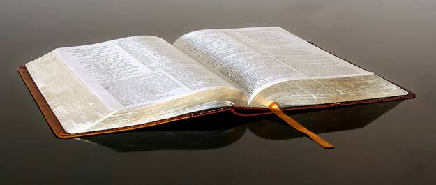 Les livres de la Bible composant l’Ancien Testament et le Nouveau Testament