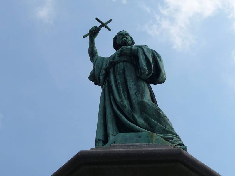 Statue de Pierre l’ermite à Amiens