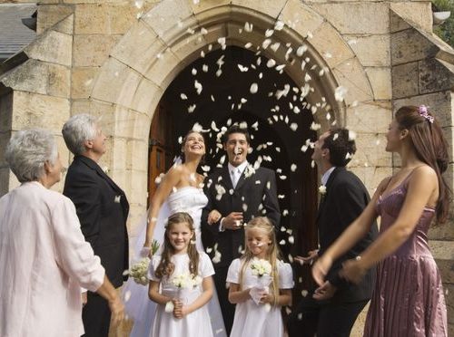 Préparer sa messe de mariage à l’Église : le guide complet
